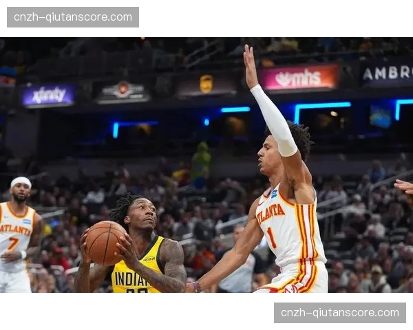 老鹰特雷杨在场缺阵战绩反差巨大 防守效率成体系不匹配佐证